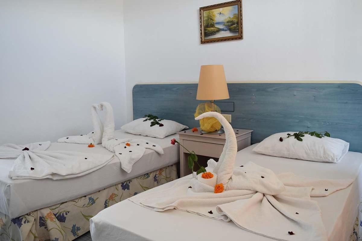 Ares Hotel Kemer Quarto foto